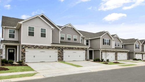 110 Lemongrass Lane, Bermuda Run, NC, 27006 | Card Image