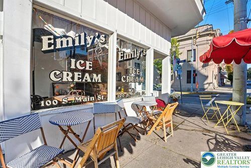 100 S Main St, Nazareth, PA, 18064-2015 | Card Image
