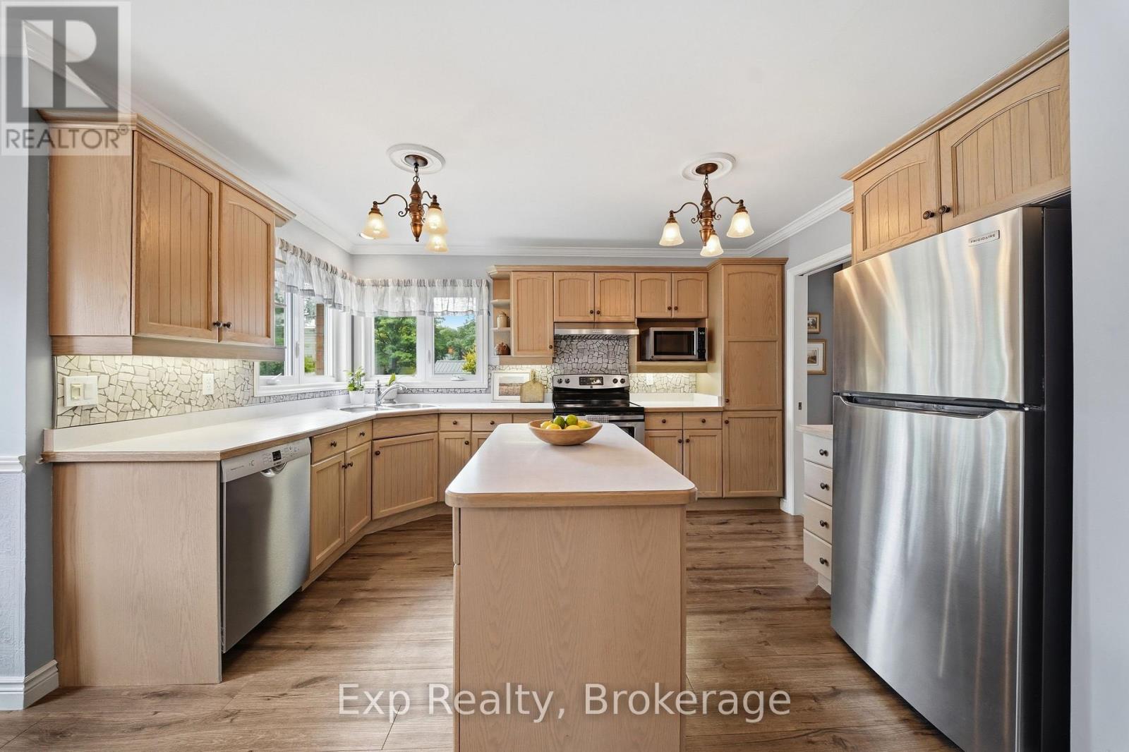 Residential in Greater Napanee (Greater Napanee) 2