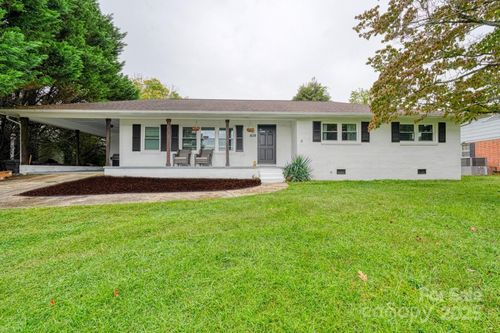 80 Morgan St, Marion, NC, 28752-4852 | Card Image