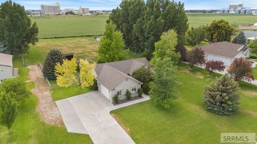6206 Fox Run Dr, Idaho Falls, ID, 83402-5876 | Card Image