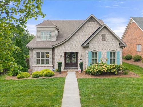 101 Mallard Glen Cir, Winston-Salem, NC, 27106-2592 | Card Image
