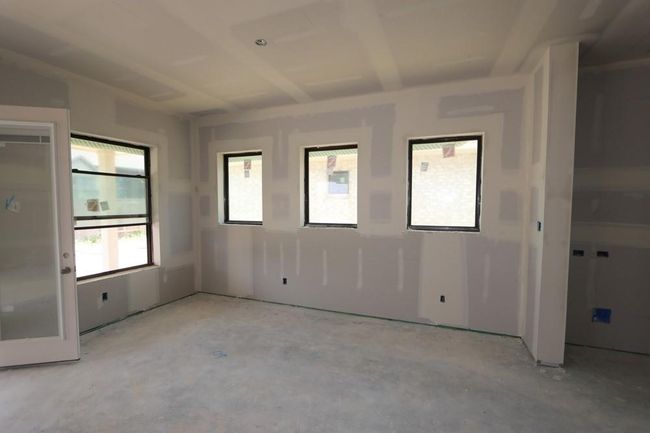 32323 Many Pines Rd, House other with 4 bedrooms, 3 bathrooms and 2 parking in Spring TX | Image 6