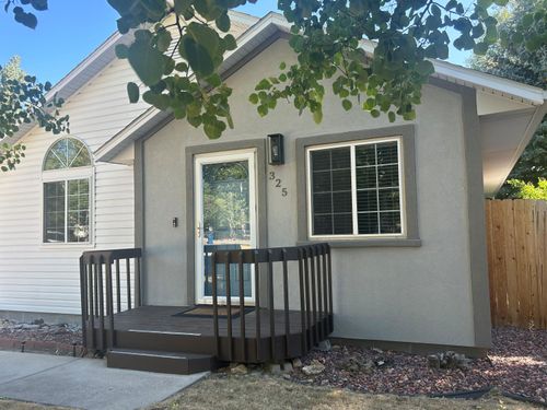 325 Nighthawk Ct, Sheridan, WY, 82801-4510 | Card Image
