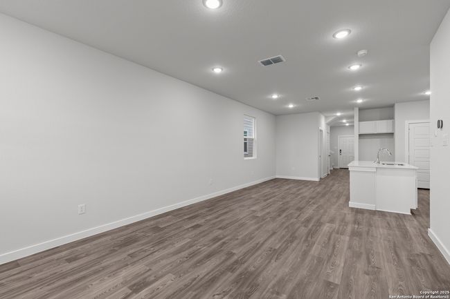 12550 Spice Mdw, House other with 4 bedrooms, 3 bathrooms and null parking in San Antonio TX | Image 9