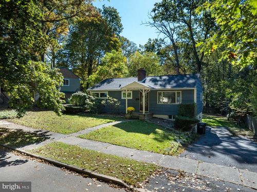 936 Taylor St, STATE COLLEGE, PA, 16803-3480 | Card Image