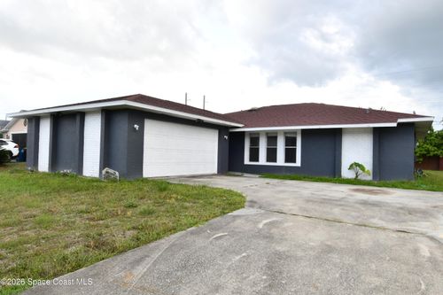 838 Gillen Ave Nw, PALM BAY, FL, 32907-7781 | Card Image