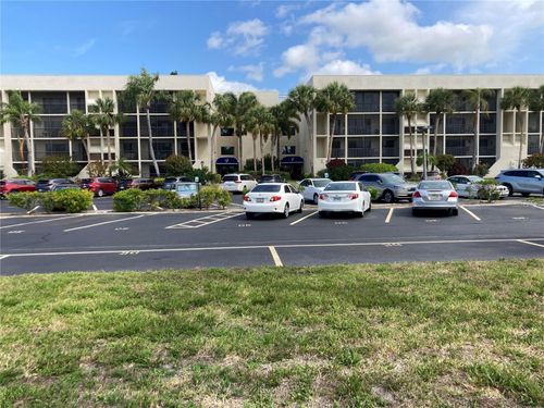 apt-301e-6114 43rd St W, BRADENTON, FL, 34210-3912 | Card Image