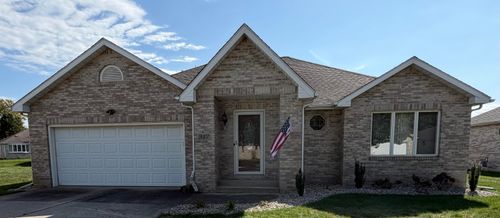 317 9th Cir Se, Demotte, IN, 46310-8482 | Card Image