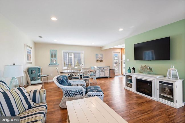 10 W Essex Ave, Home with 3 bedrooms, 3 bathrooms and null parking in Harvey Cedars NJ | Image 17