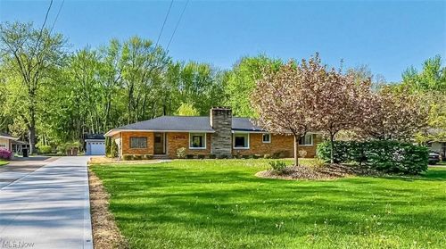 26105 Westwood Rd, Westlake, OH, 44145-4729 | Card Image