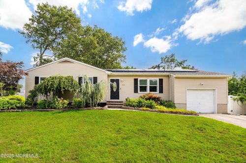 300 Bellanca Rd, Brick, NJ, 08723-6877 | Card Image