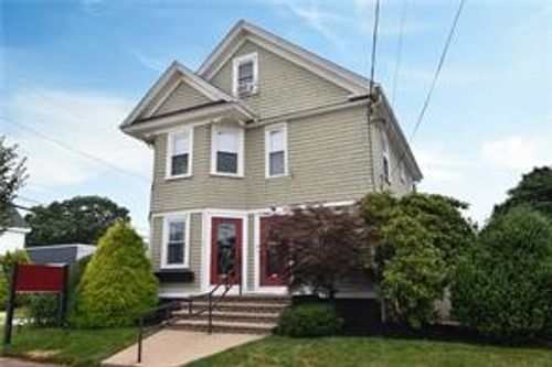 1-37 Rolfe Sq, Cranston, RI, 02910-2809 | Card Image