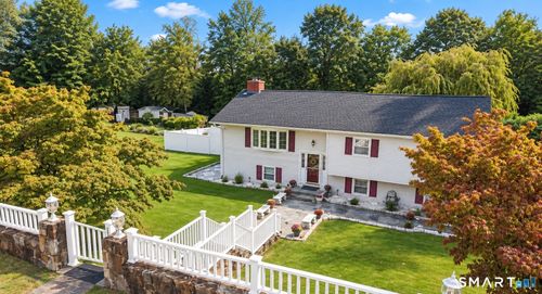 2-B Sunrise Rd, Danbury, CT, 06810-4196 | Card Image