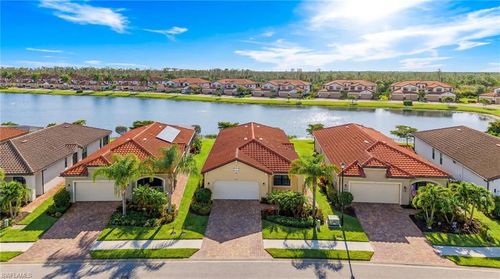1575 Santiago Cir, NAPLES, FL, 34113-8827 | Card Image