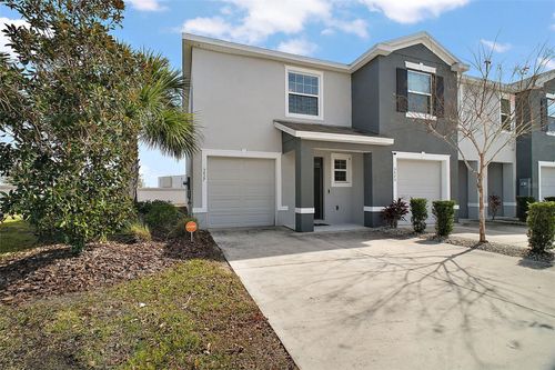 5427 Dragonfly Drive, Wildwood, FL, 34785 | Card Image