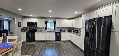 6542 Marlette St, Marlette, MI, 48453-1209 | Card Image