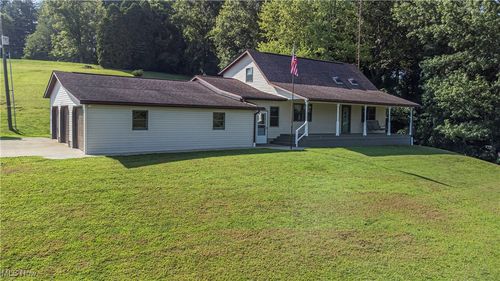 8935 Blackrun Rd, Nashport, OH, 43830-9499 | Card Image