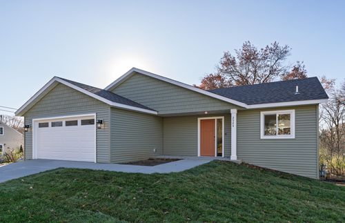 2524 15th St Se, Rochester, MN, 55904-5917 | Card Image