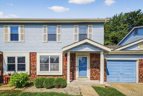 1329 Summergate Pkwy, Saint Charles, MO, 63303-6360 | Card Image