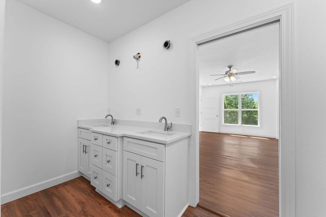 On-Suite Bathroom | Image 37