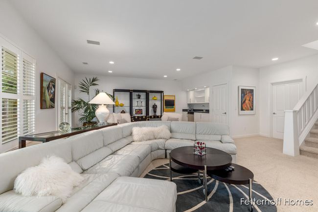 Walkout Basement | Image 27