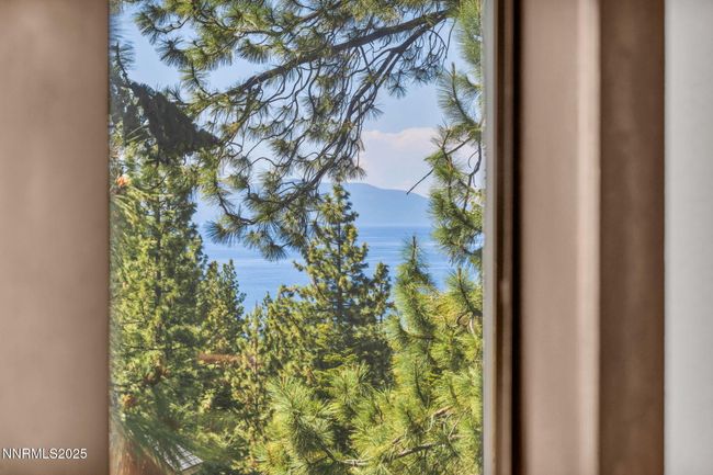 638 N Martin Dr, House other with 7 bedrooms, 6 bathrooms and 5 parking in Zephyr Cove NV | Image 4