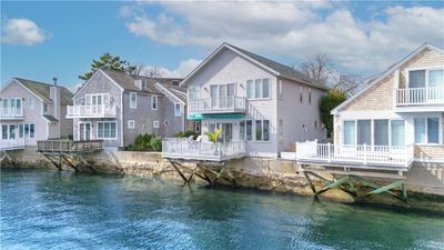 2 Defenders Row, Condo with 3 bedrooms, 2 bathrooms and 3 parking in Newport RI | Image 1