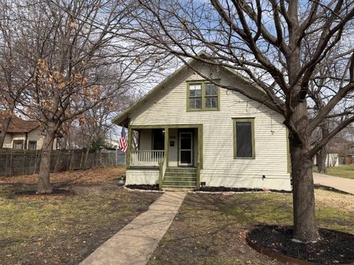 911 17th St, Plano, TX, 75074-5813 | Card Image