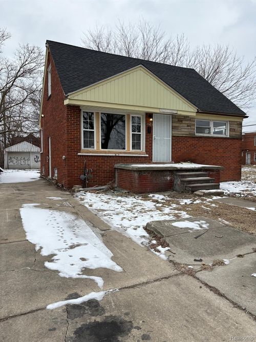 11421 Sorrento St, Detroit, MI, 48227-3768 | Card Image