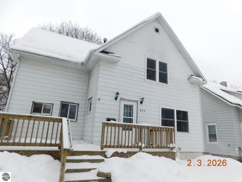 825 Wallace Street, Cadillac, MI, 49601 | Card Image