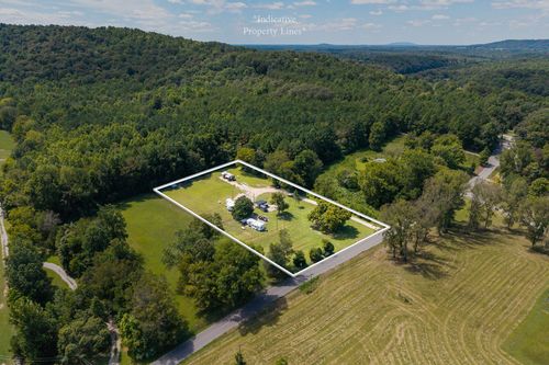 3204 Sparkmantown Rd, Doyle, TN, 38559-3225 | Card Image