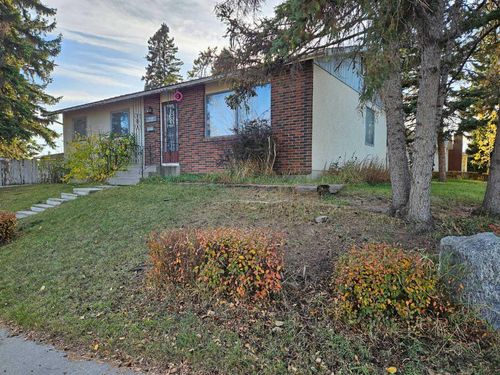 5039 Marchand Cres Ne, Calgary, AB, T2A2X3 | Card Image