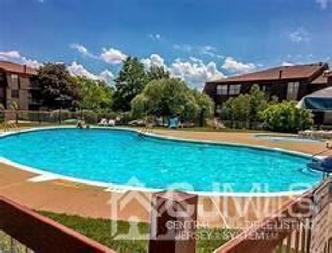 268-A Alpine Way, Townhouse with 2 bedrooms, 2 bathrooms and null parking in Woodbridge NJ | Image 15