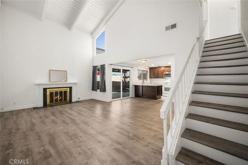 10395 Hammontree Dr, Garden Grove, CA, 92843-1137 | Card Image