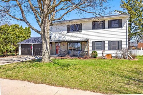 712 Chestnut Street, NEENAH, WI, 54956 | Card Image