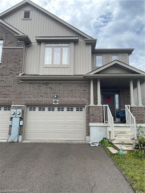449 Avens St, Waterloo, ON, N2V0B6 | Card Image