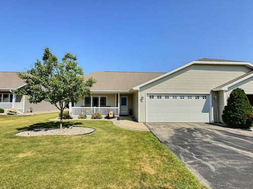 262 Wyldewood Drive, OSHKOSH, WI, 54904 | Card Image