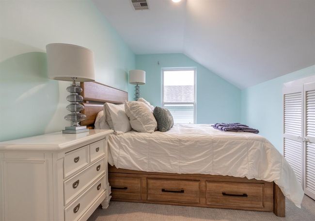 Upstairs guest room | Image 20
