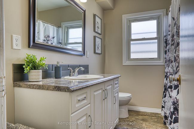 11 Churchill Dr, House other with 2 bedrooms, 1 bathrooms and 6 parking in Listowel ON | Image 21