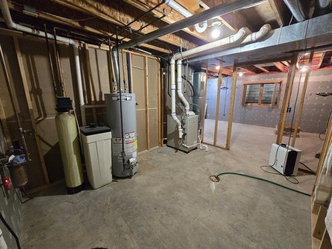 Utility room 13 x 10 | Image 40