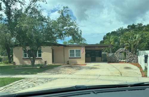 5608 Gateway Dr, TAMPA, FL, 33615-4123 | Card Image