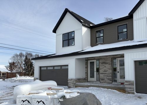 4414 Trillium Ct Se, Kentwood, MI, 49512-4401 | Card Image