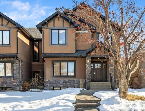 3040 28 St Sw, Calgary, AB, T3E2J5 | Card Image