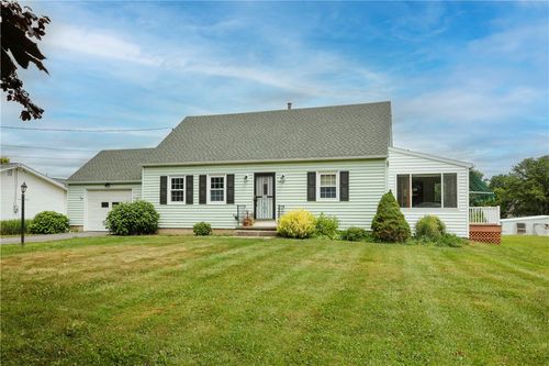 1420 Martin Rd, West Henrietta, NY, 14586-9752 | Card Image