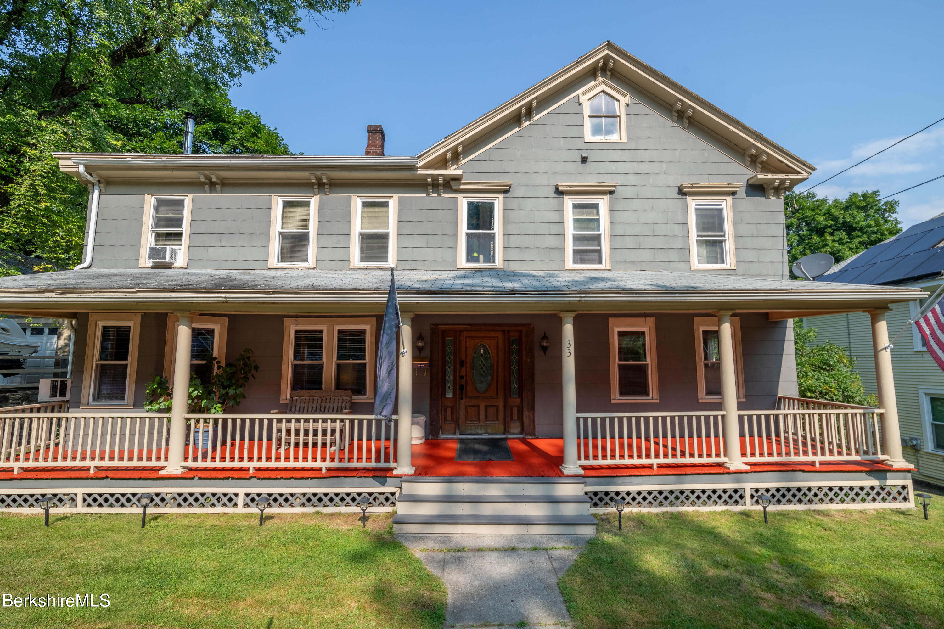 Orchard St, Adams, MA 01220