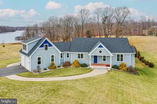 310 Elk Creek Lndg, Mineral, VA, 23117-4091 | Card Image