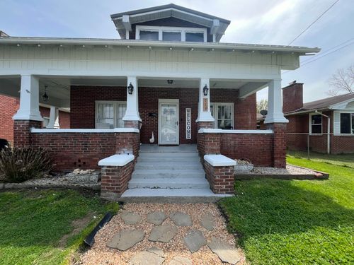 713 Exeter Ave, Middlesboro, KY, 40965-1460 | Card Image
