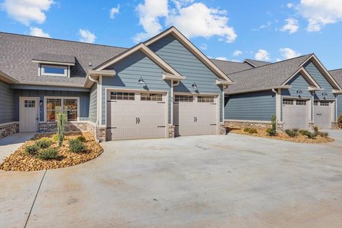 69 Maddox Ln, Chatsworth, GA, 30705-1600 | Card Image