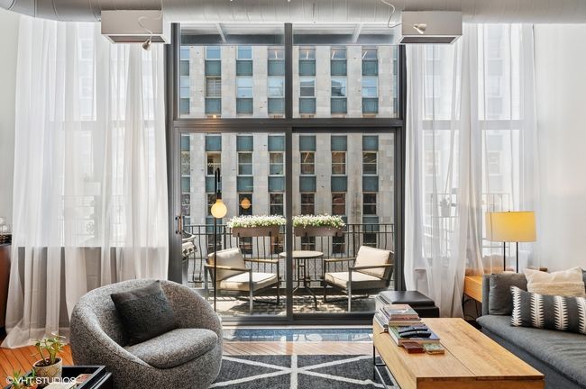 APT-708 - 333 W Hubbard St, Condo with 2 bedrooms, 2 bathrooms and null parking in Chicago IL | Image 9